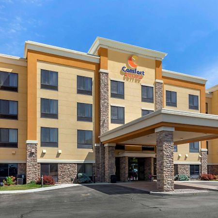 אושקוש Comfort Suites מראה חיצוני תמונה
