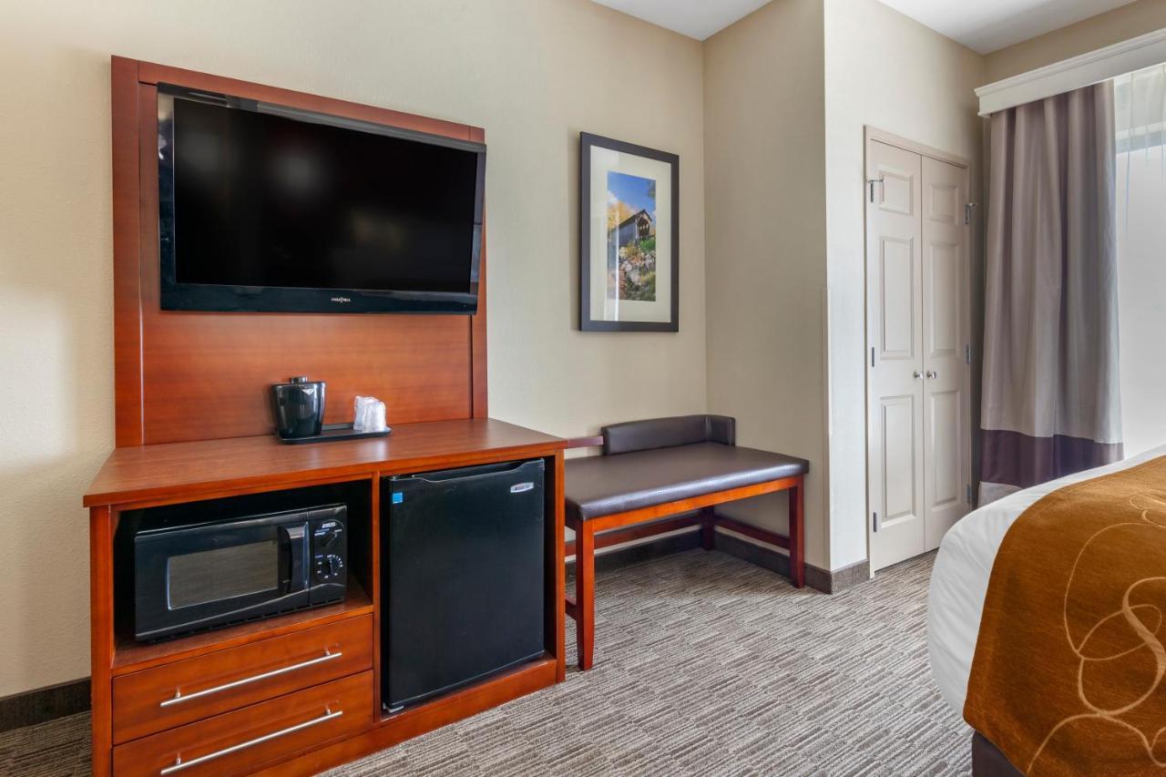 אושקוש Comfort Suites חדר תמונה