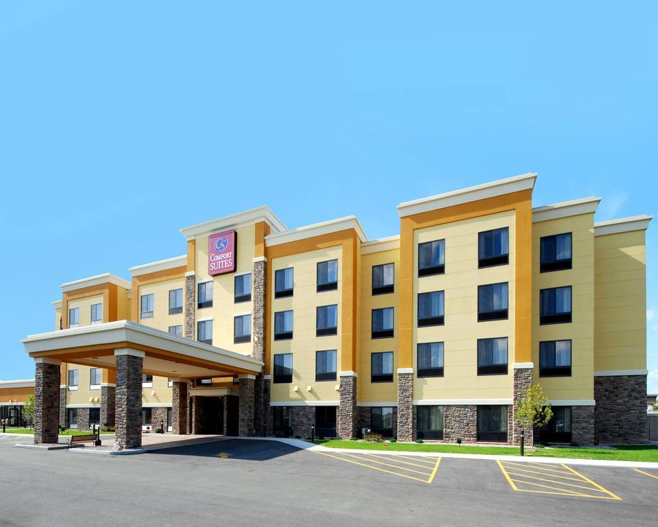 אושקוש Comfort Suites מראה חיצוני תמונה