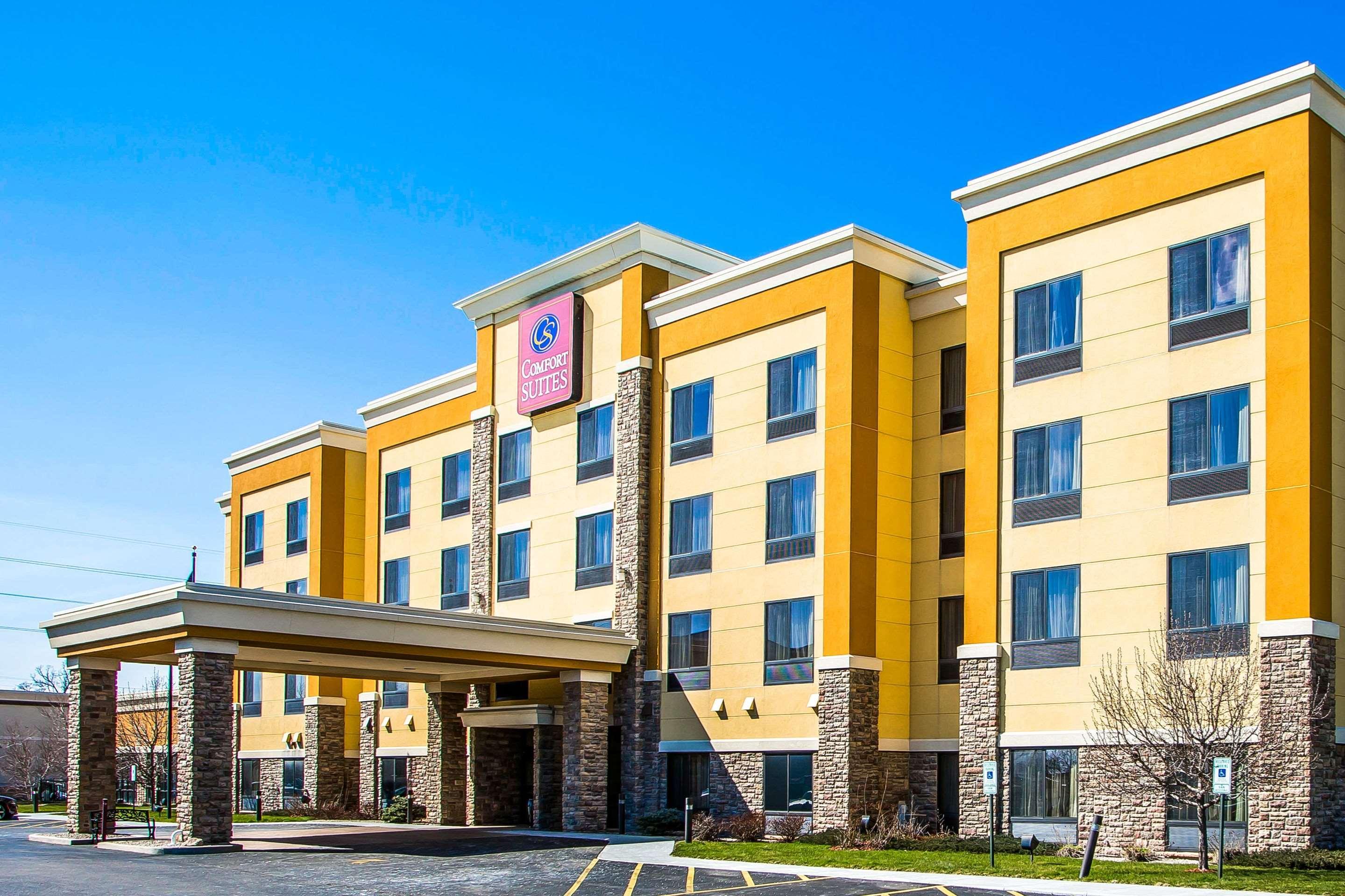 אושקוש Comfort Suites מראה חיצוני תמונה
