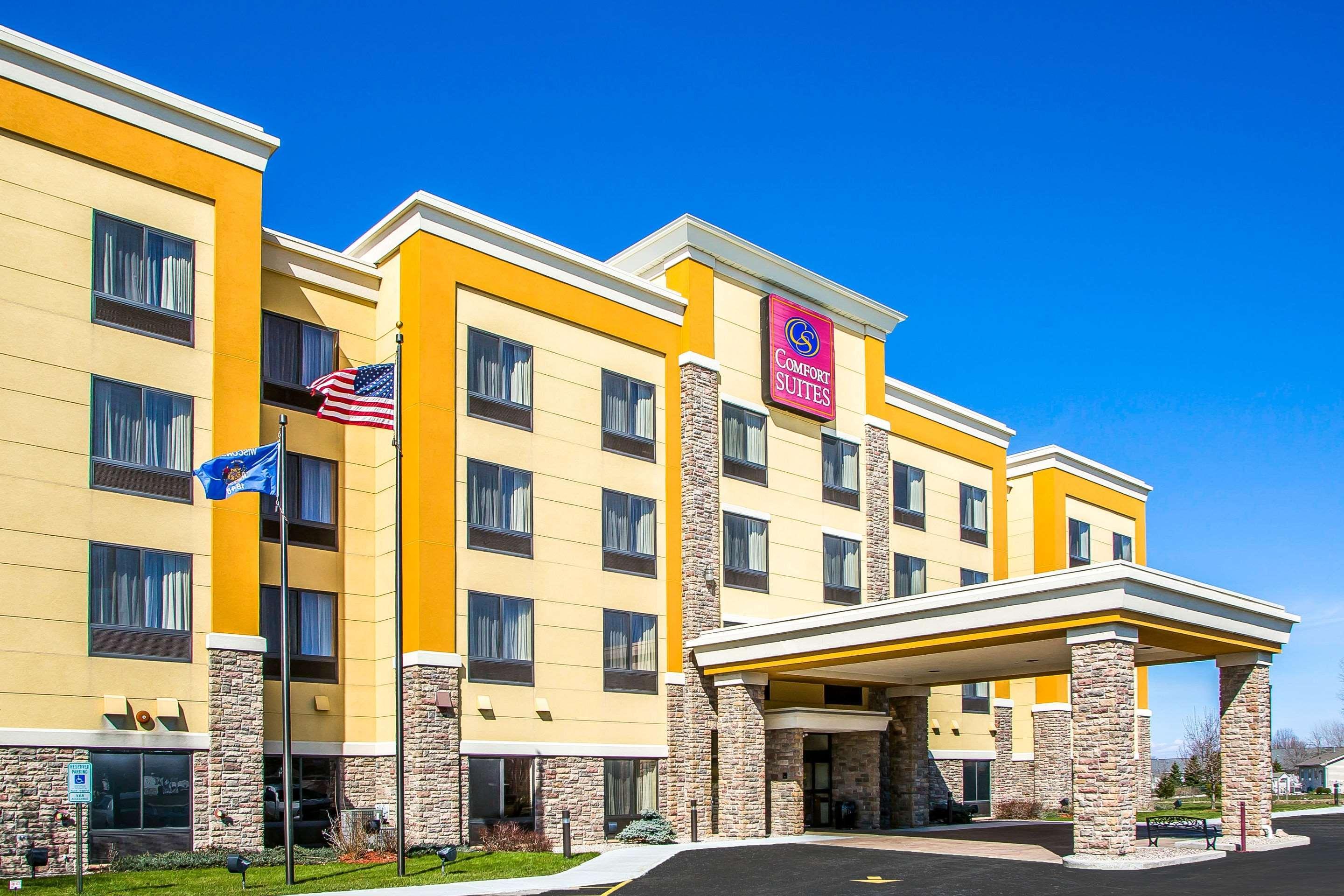אושקוש Comfort Suites מראה חיצוני תמונה